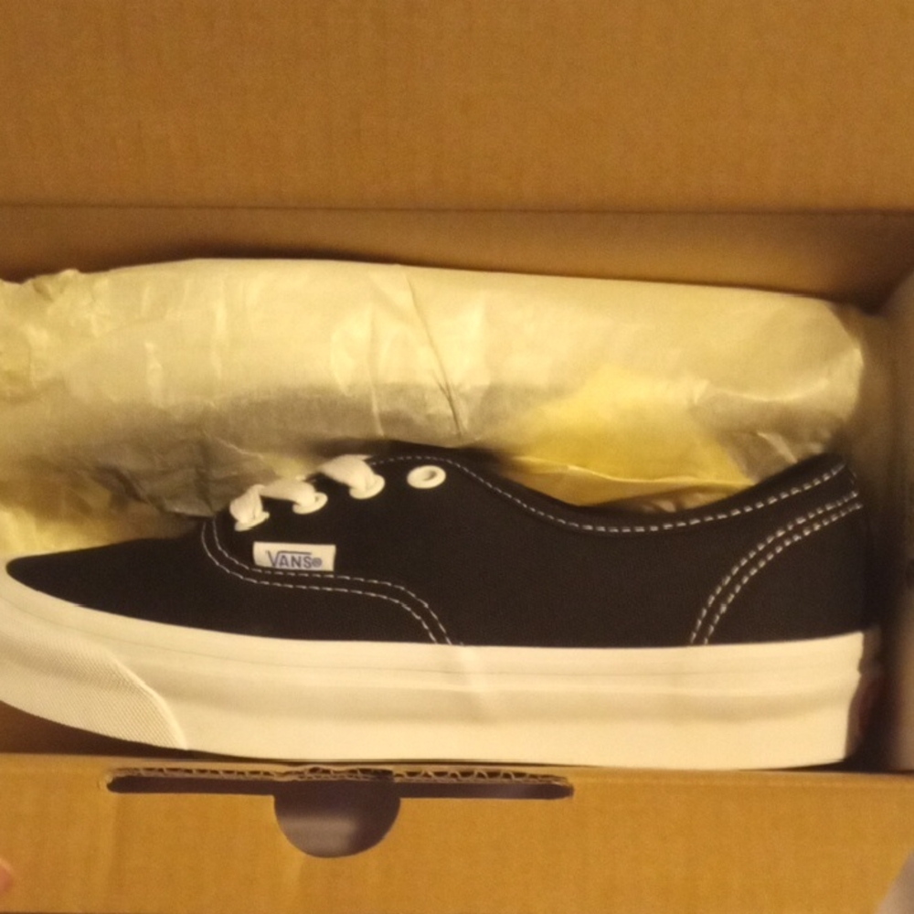 Vans Classic Black and White Canvas Shoes Premium